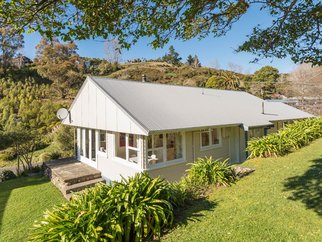 128 Emano Street, Toi Toi, Nelson - Carousel 1