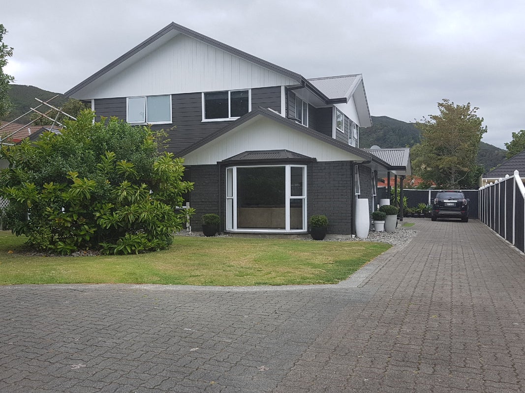 216 Waiwhetu Road, Waterloo, Lower Hutt - Carousel 1