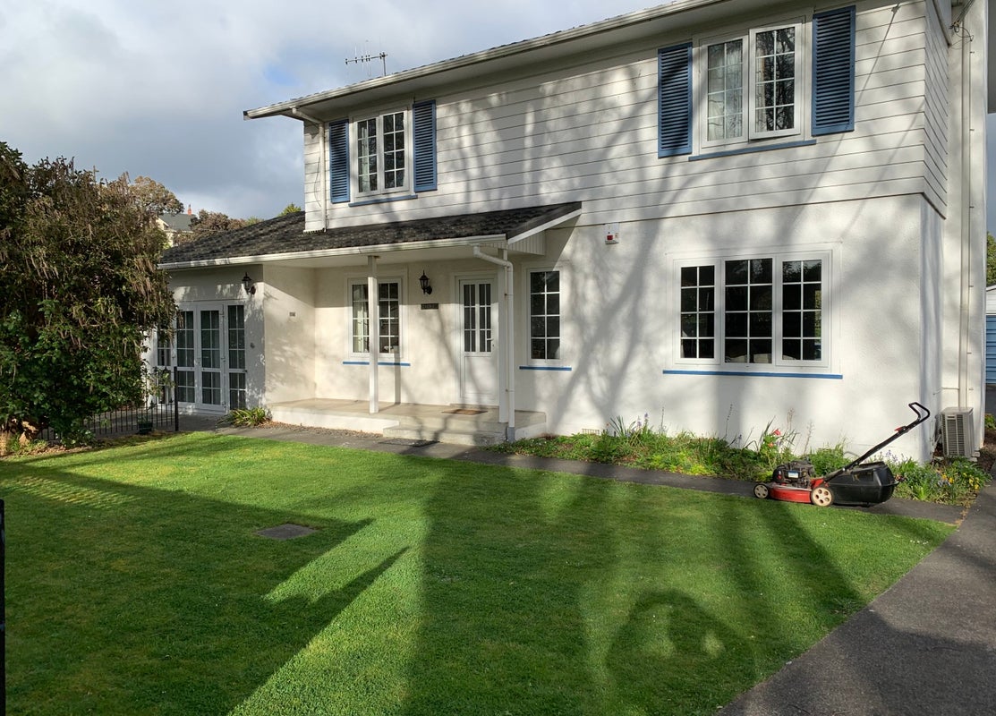 1 Selwyn Crescent, College Estate, Whanganui - Carousel 1