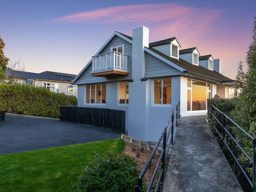 148 Dyers Pass Road, Cashmere, Christchurch - Carousel 1