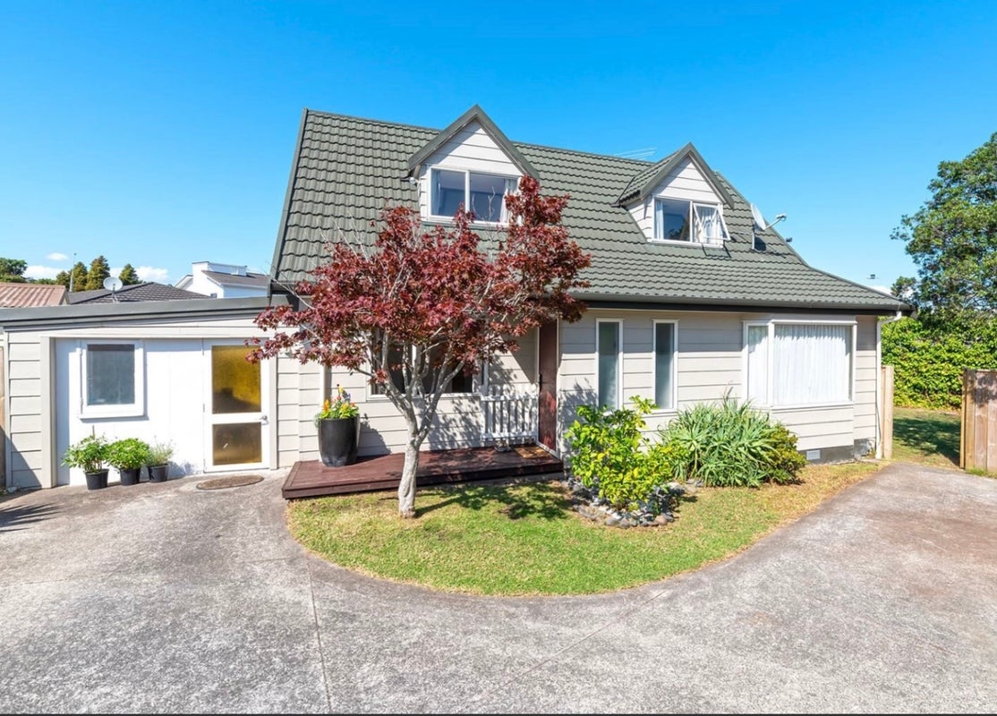 2/2 Becroft Drive, Forrest Hill, Auckland - Carousel 1