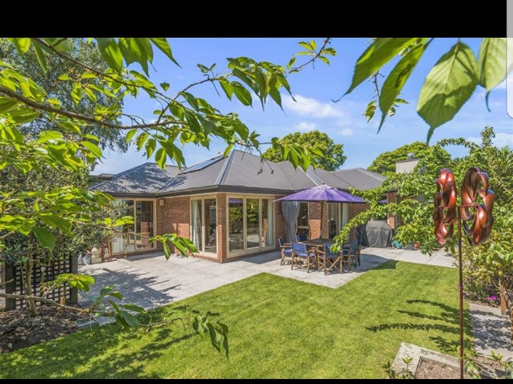 6 The Oval, Hillmorton, Christchurch - Carousel 1