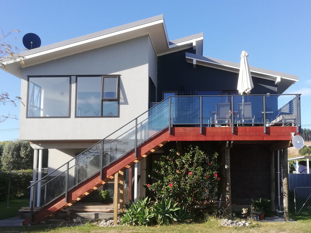 68 Harper Road, Waimarama, Havelock North - Carousel 1