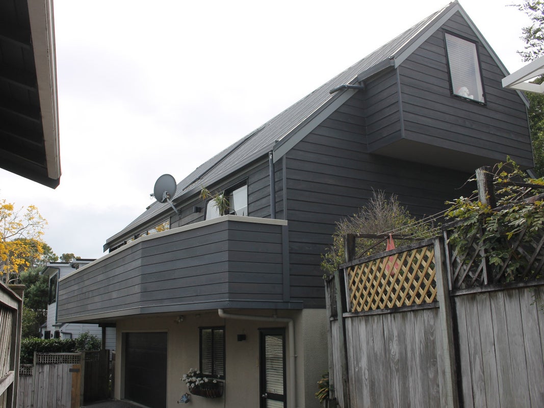 2/1 Peach Parade, Remuera, Auckland - Carousel 1