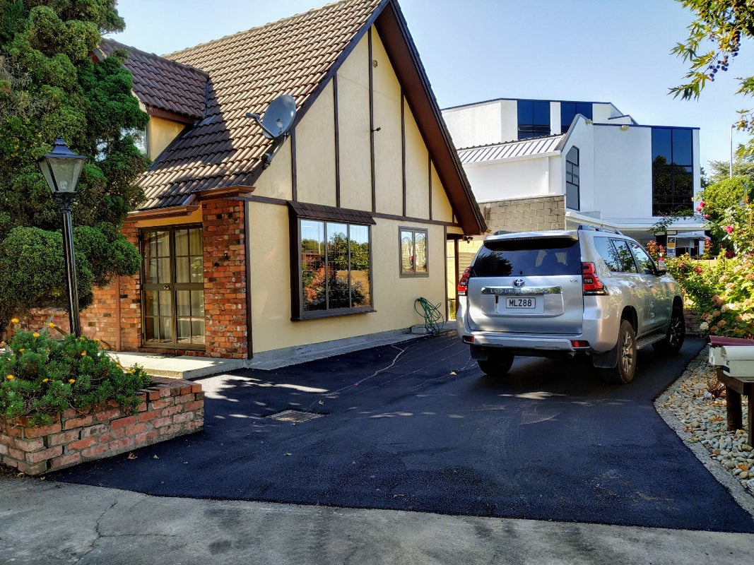 7/141 Fitzherbert Avenue, West End, Palmerston North - Carousel 1