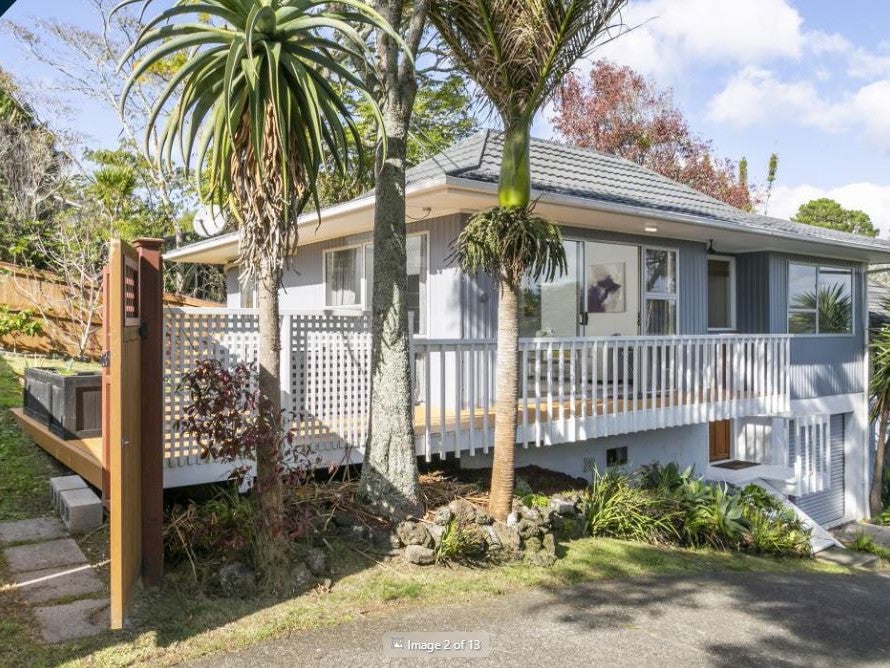 1/34 MORRIGGIA PL, Bayview, Auckland - Carousel 1