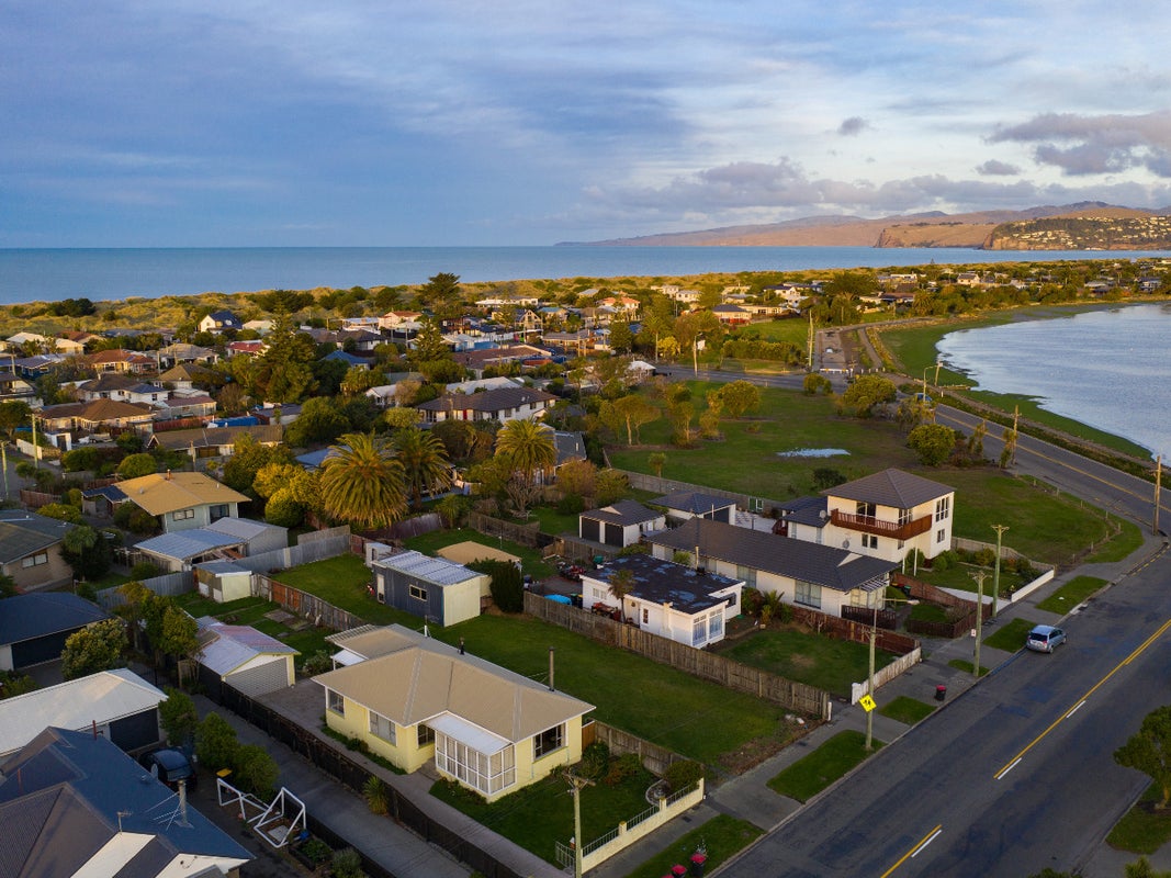 403 Estuary Road, South New Brighton, Christchurch - Carousel 1