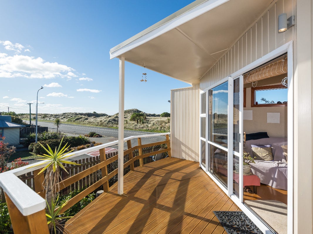 1 Jellicoe Street, South New Brighton, Christchurch - Carousel 1