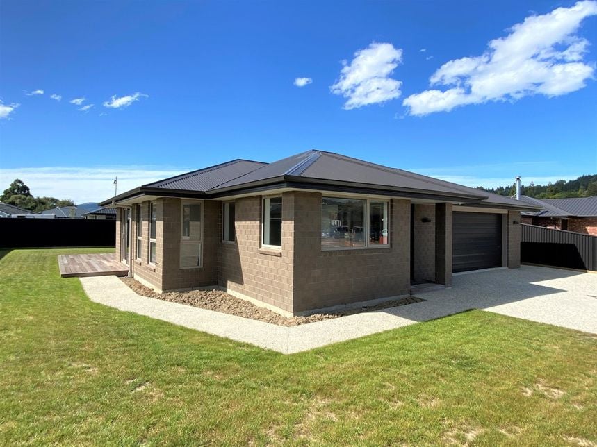 7 Glenimrie CL, Mosgiel, Mosgiel - Carousel 1