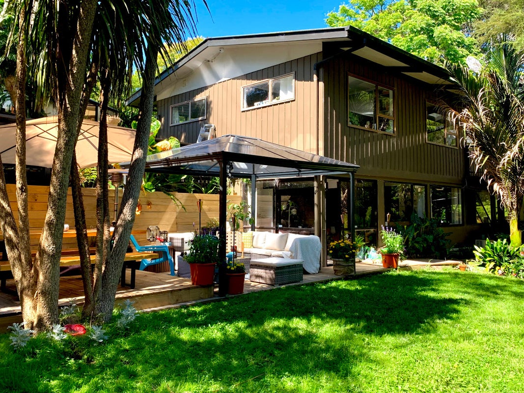18 Glen Marine Parade, Glendene, Auckland - Carousel 1