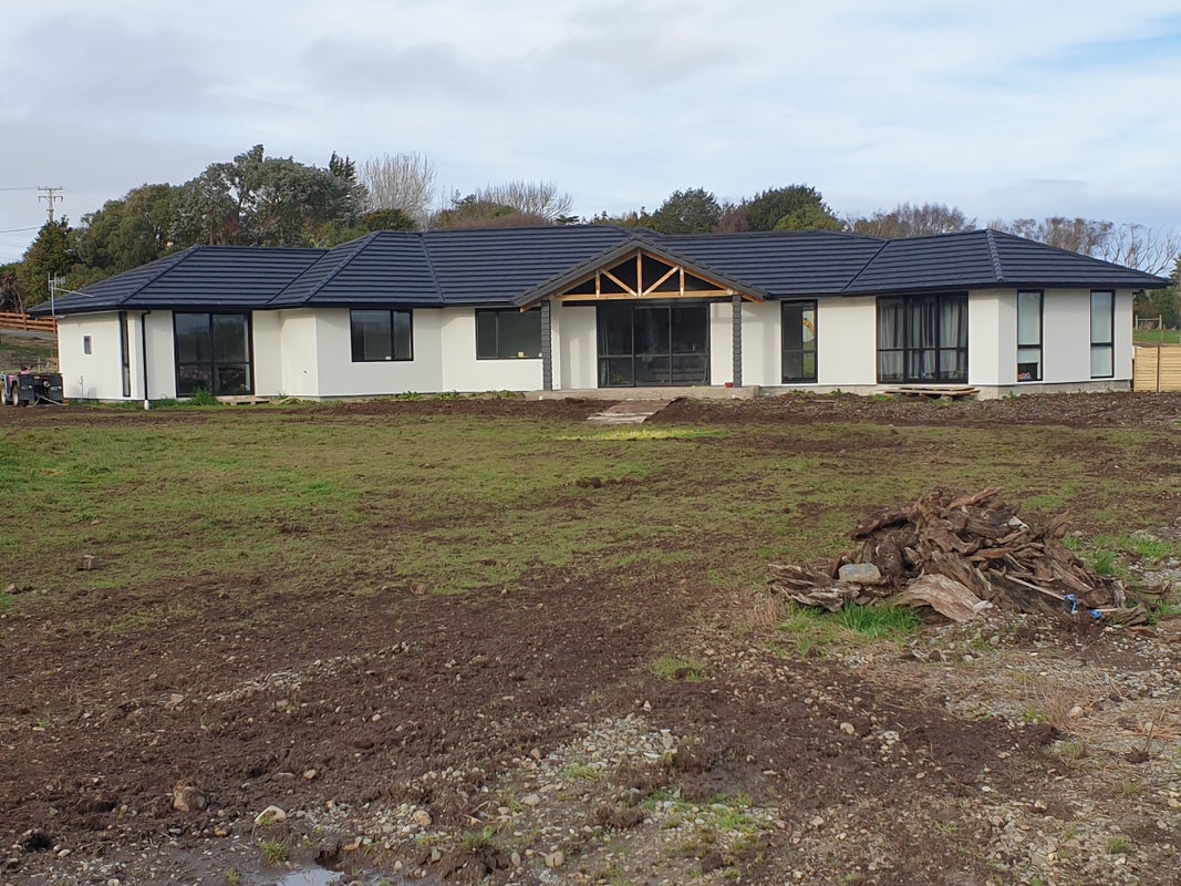 17 Oreti Road, Otatara, Invercargill - Carousel 1