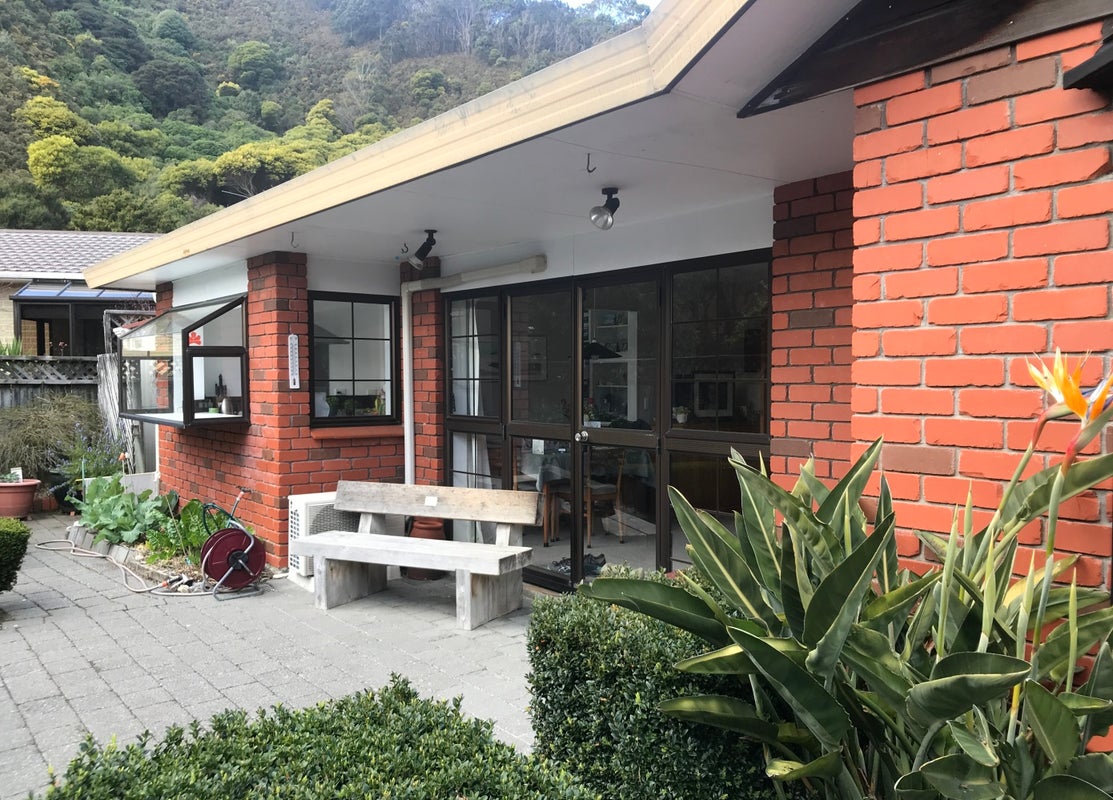 1/105 Wyndrum Avenue, Waterloo, Lower Hutt - Carousel 1