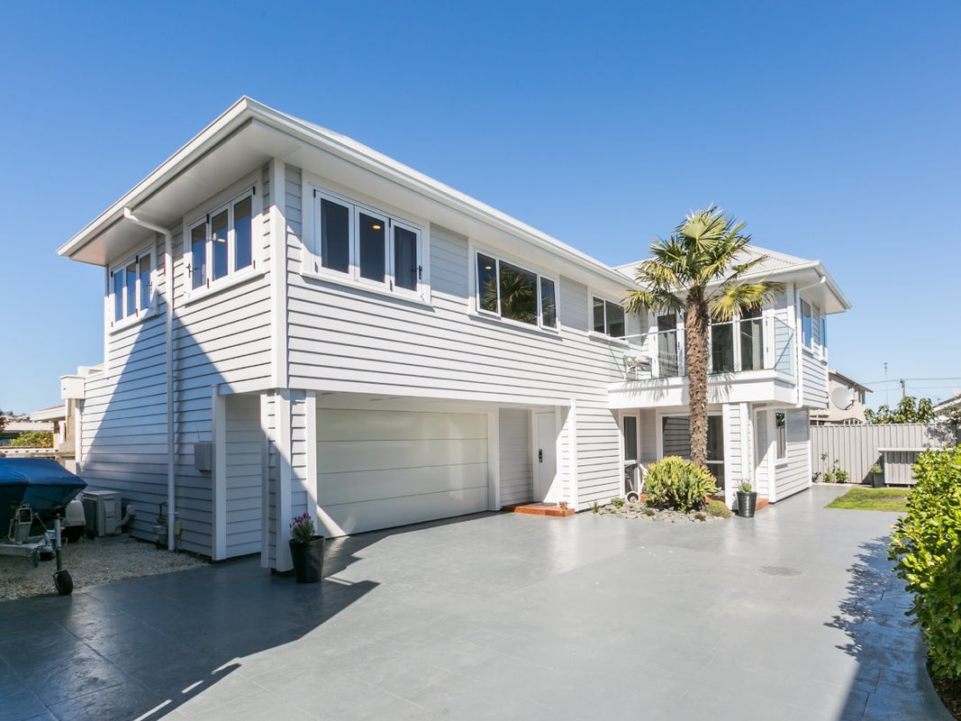34A Charles Street, Westshore, Napier - Carousel 1