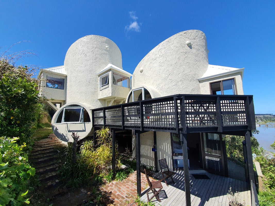 14 Wairere Road, Bastia Hill, Whanganui - Carousel 1