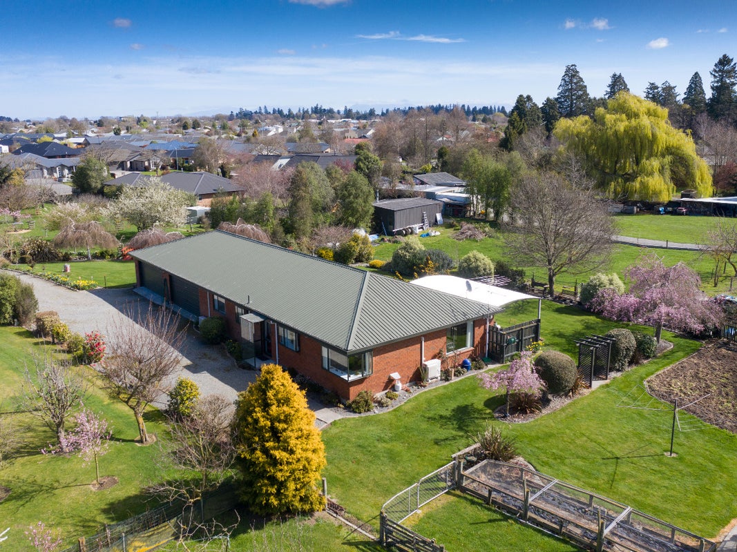 17 Tuarangi Road, Netherby, Ashburton - Carousel 1