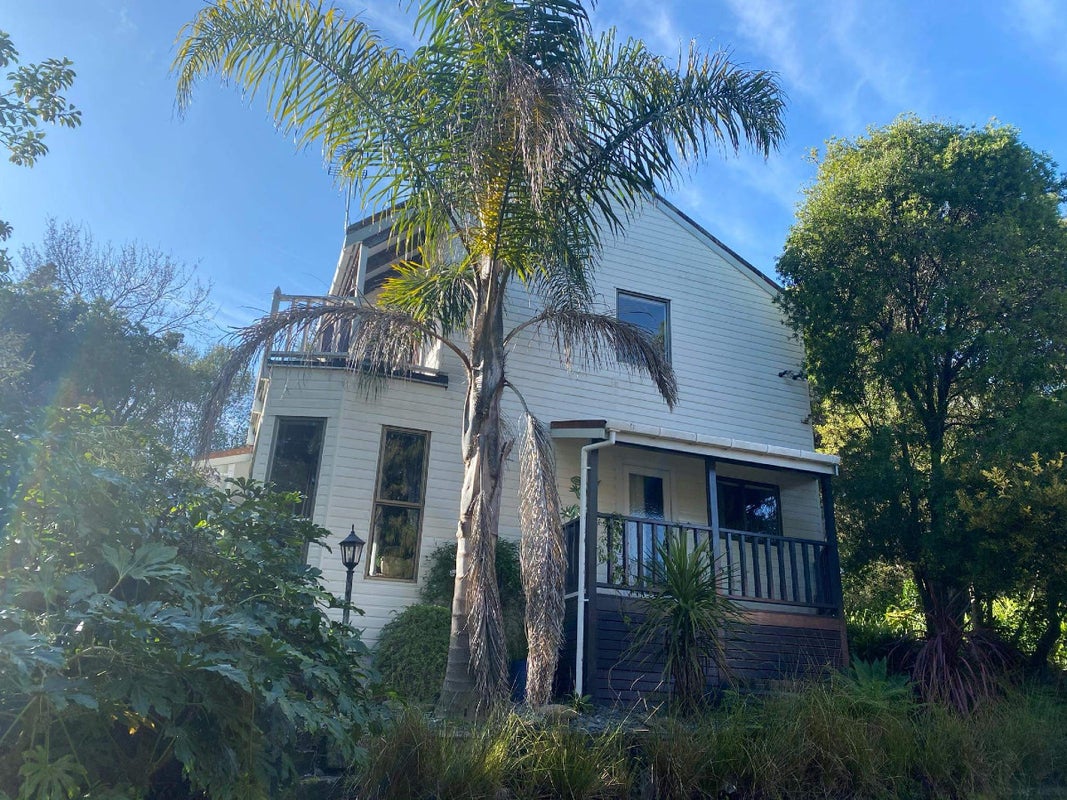 21 Winter Street, Mangapapa, Gisborne - Carousel 1