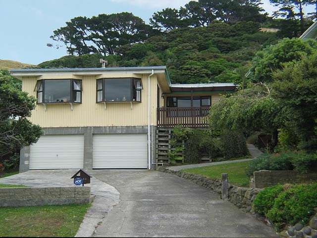 54 Rawhiti Road, Pukerua Bay, Porirua - Carousel 1