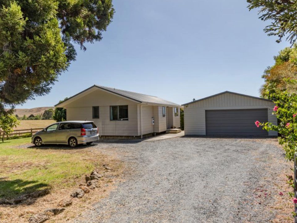 84 Mangakaretu Road, Waipapa, Kerikeri - Carousel 1