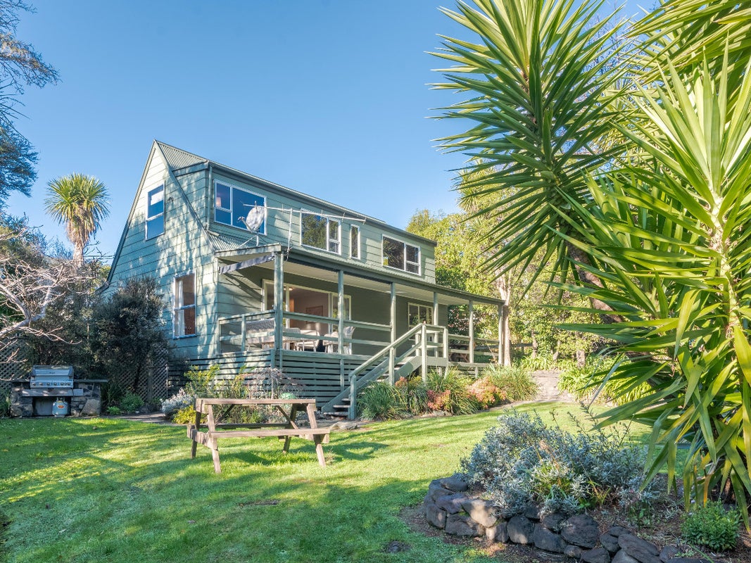 27 Rue Grehan, Akaroa, Akaroa - Carousel 1