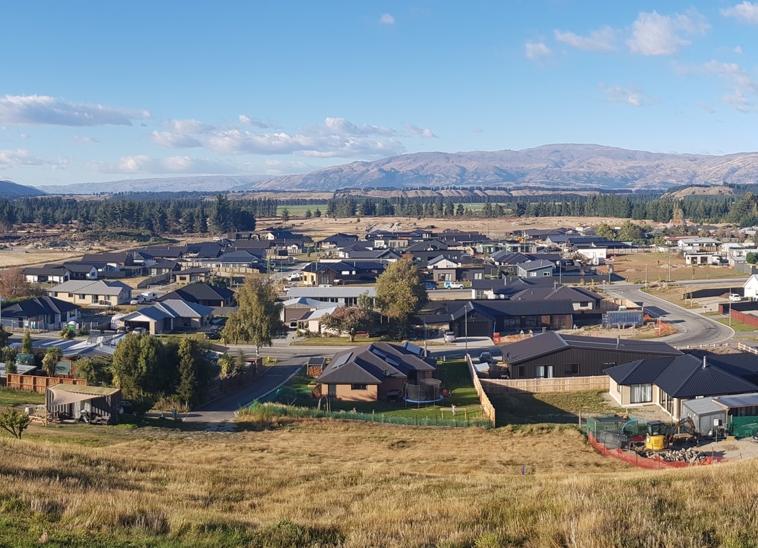10 Rosella Lane, Wanaka - Carousel 1