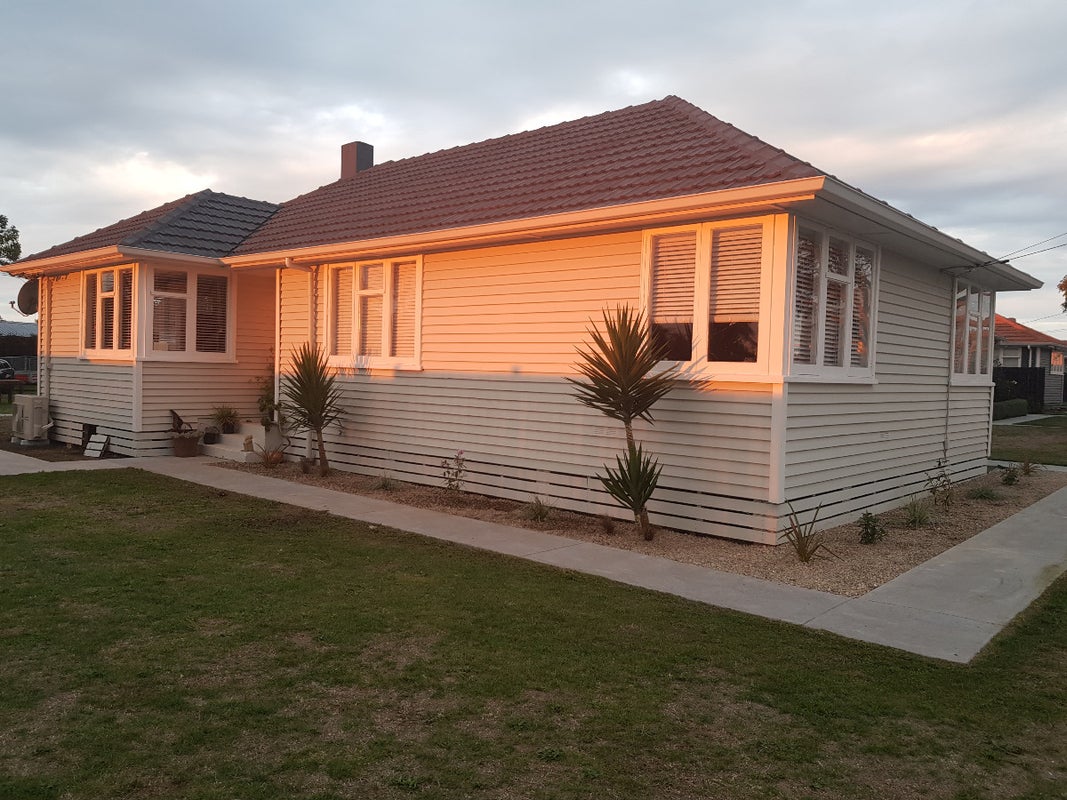 1 Robertson Place, Rukuhia, Hamilton - Carousel 1