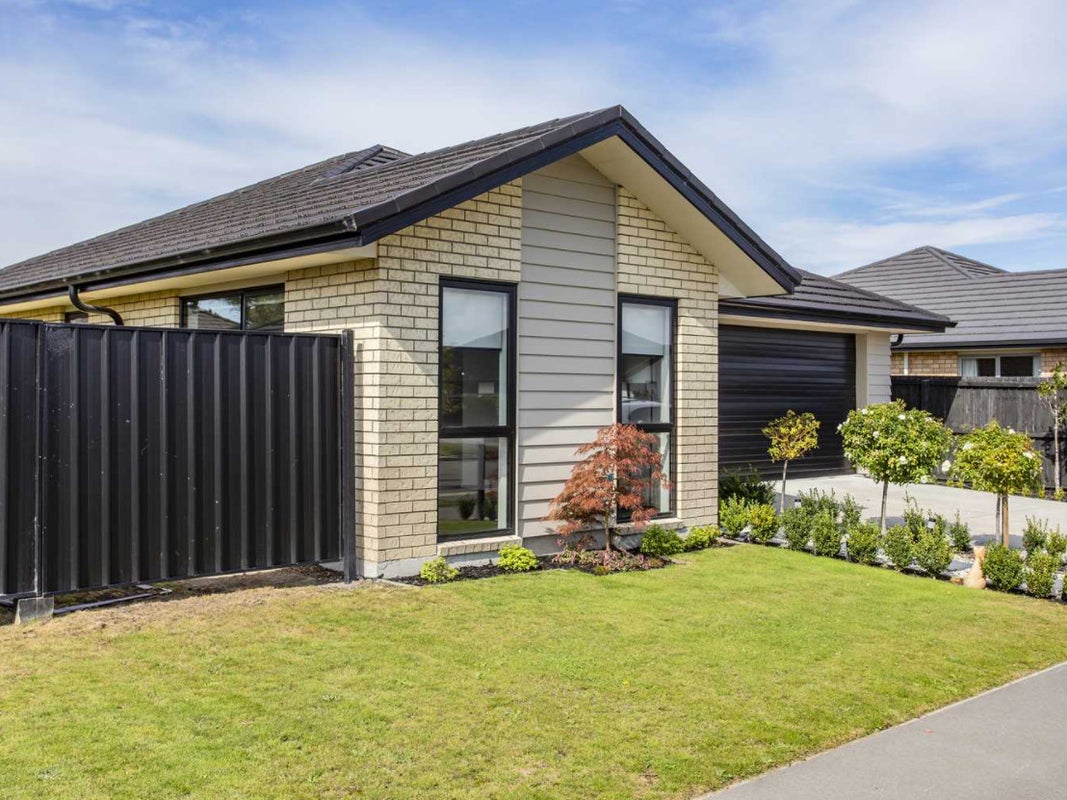 28 Makawe Roa Street, Marshland, Christchurch - Carousel 1