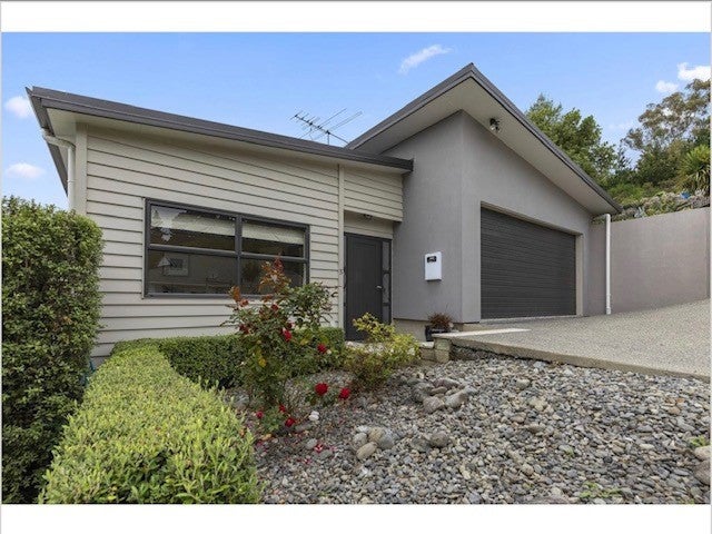 5 MONTGOMERY STREET, Stokes Valley, Lower Hutt - Carousel 1