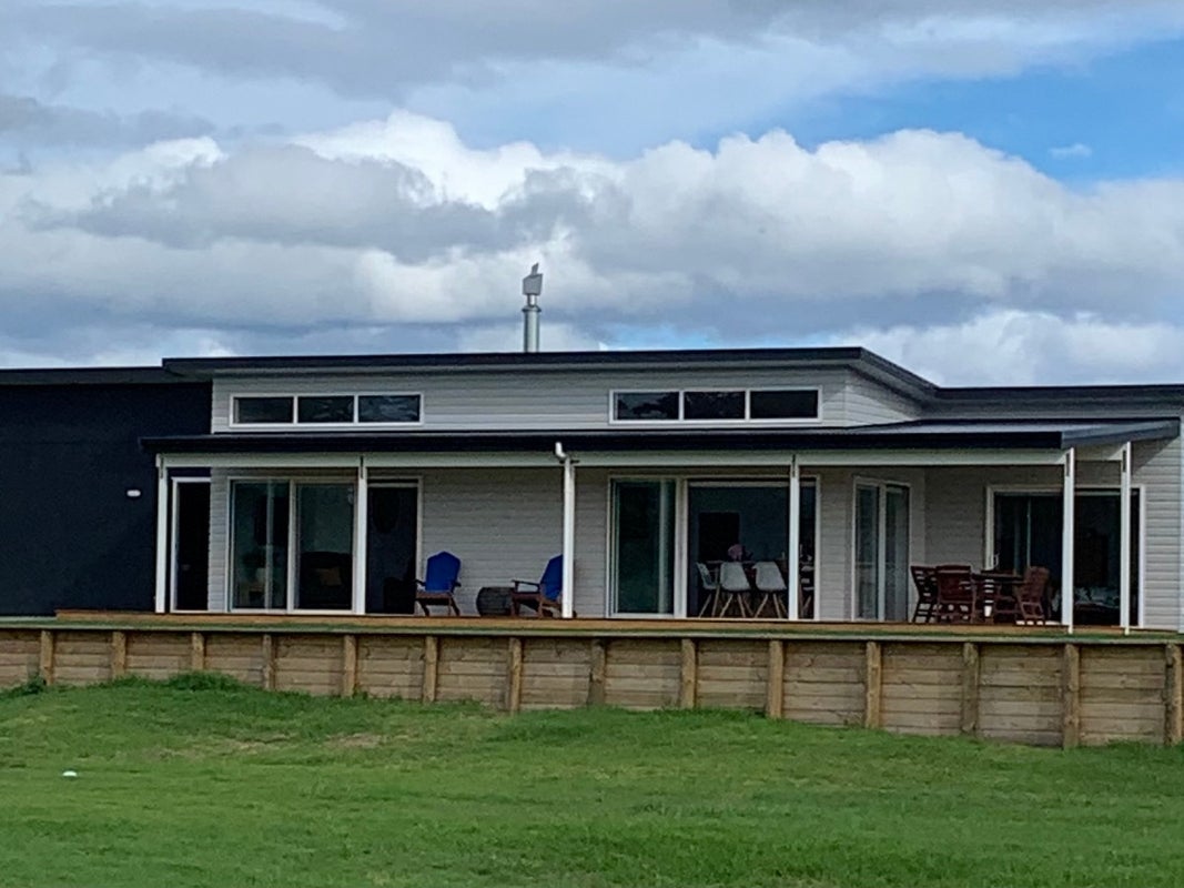 25 Golf Vue Place, Castlecliff, Whanganui - Carousel 1