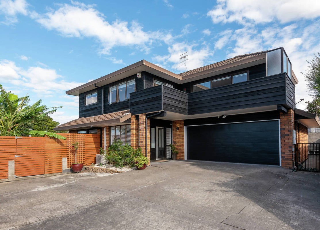 1/53 Uxbridge Road, Howick, Auckland - Carousel 1