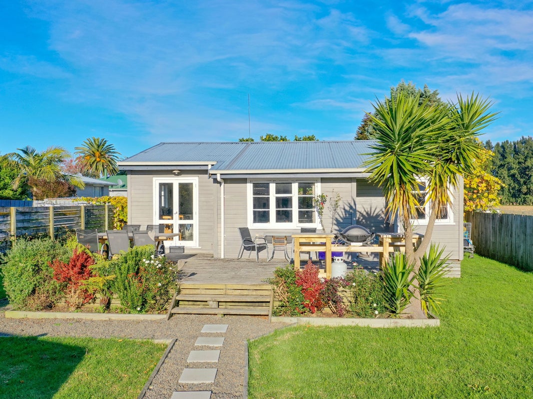 3 Edgecumbe Soldiers Road, Edgecumbe, Whakatane - Carousel 1