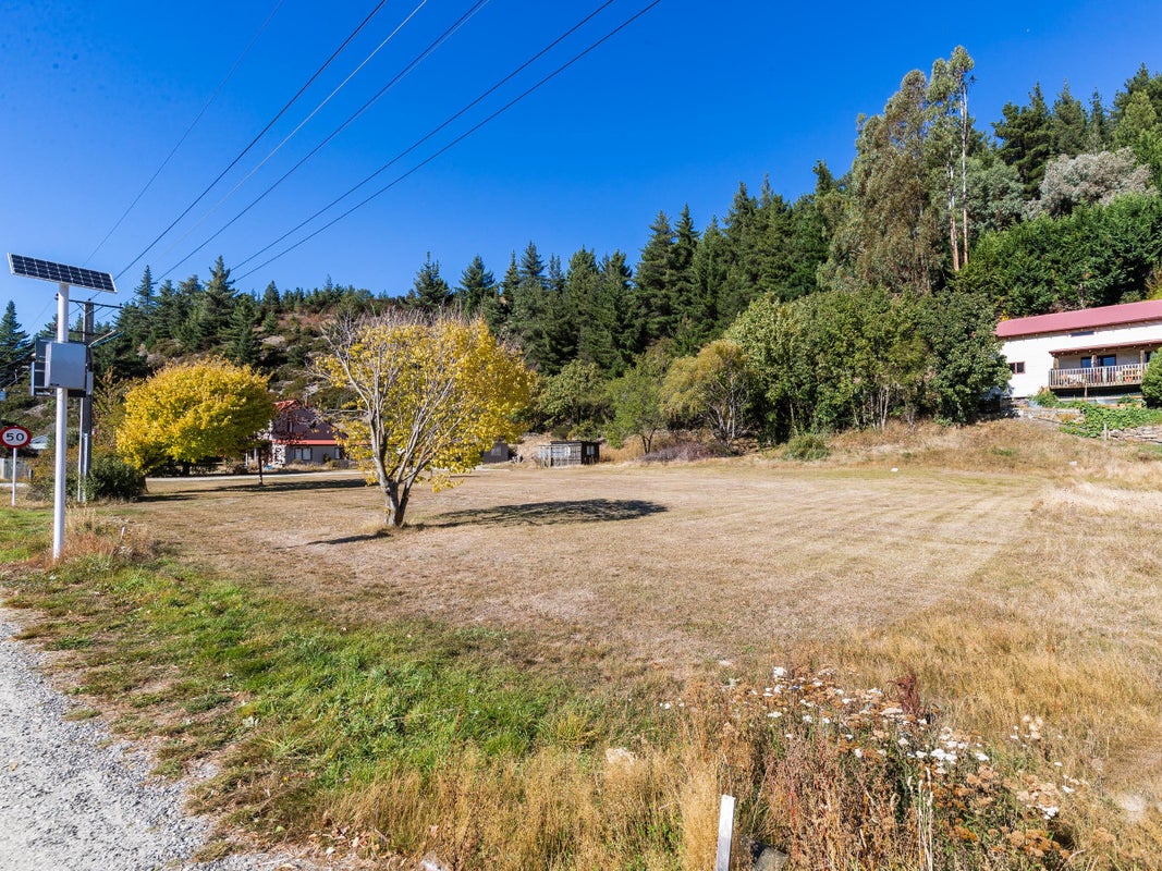 38 Main Road, Cromwell - Carousel 1