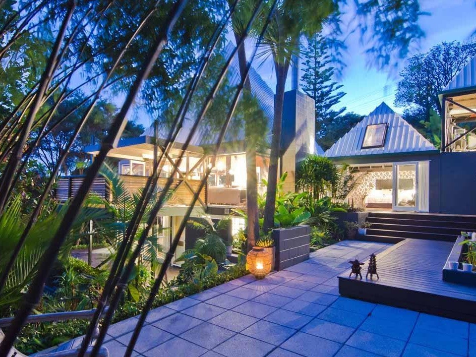 664 South Titirangi Road, Titirangi, Auckland - Carousel 1