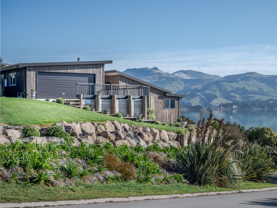 2 Lushingtons Bay Road, Takamatua, Akaroa - Carousel 1