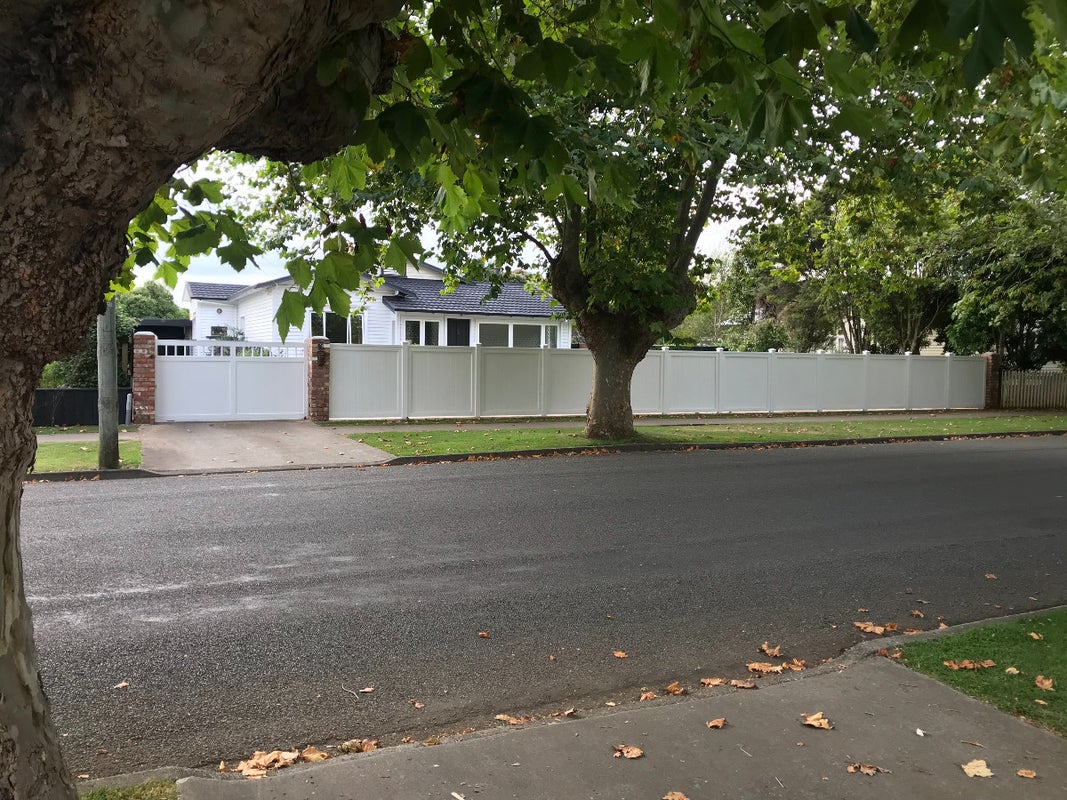 16 Godwin Crescent, College Estate, Whanganui - Carousel 1