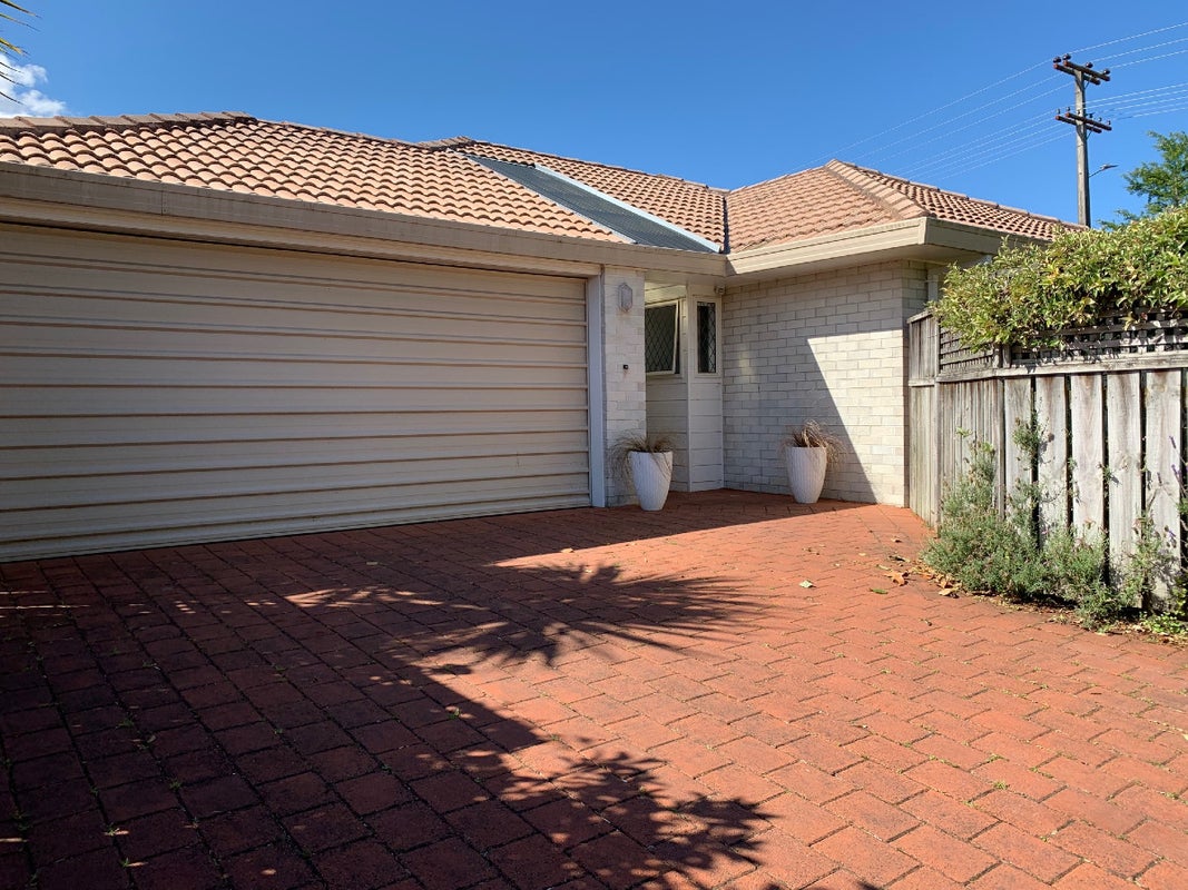 10 Awanui Street, Hilltop, Taupo - Carousel 1