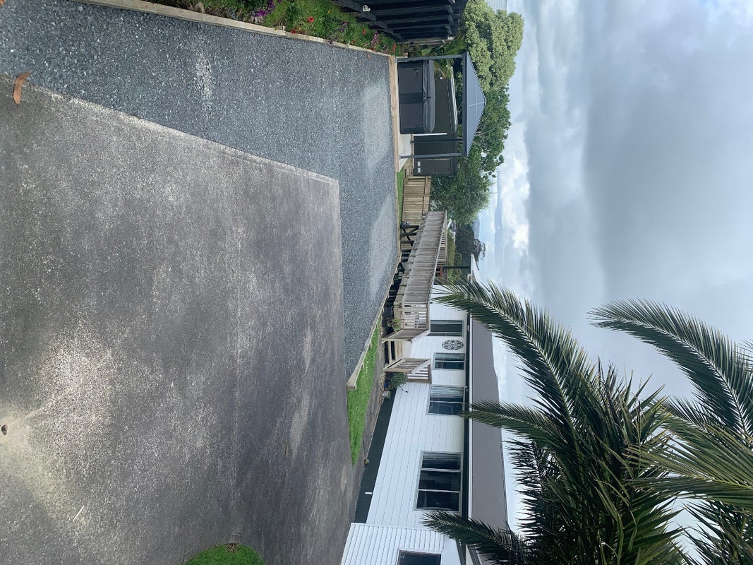 28 Hueglow Rise, West Harbour, Auckland - Carousel 1