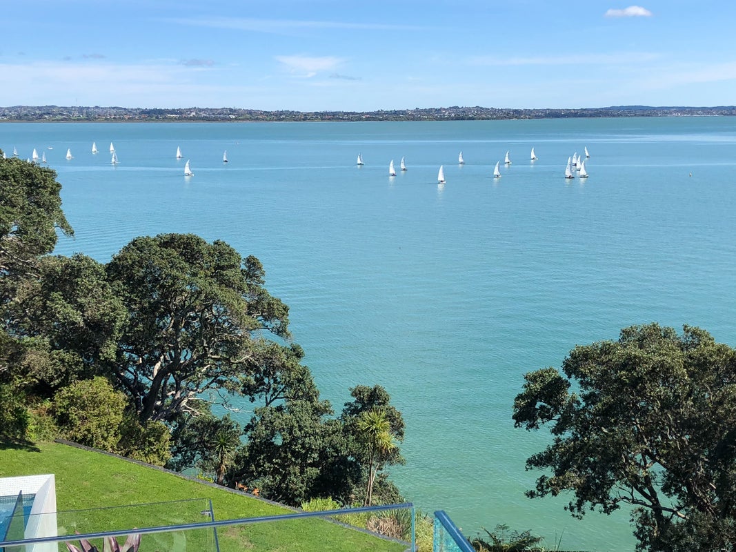 44 Harbour View Road, Point Chevalier, Auckland - Carousel 1