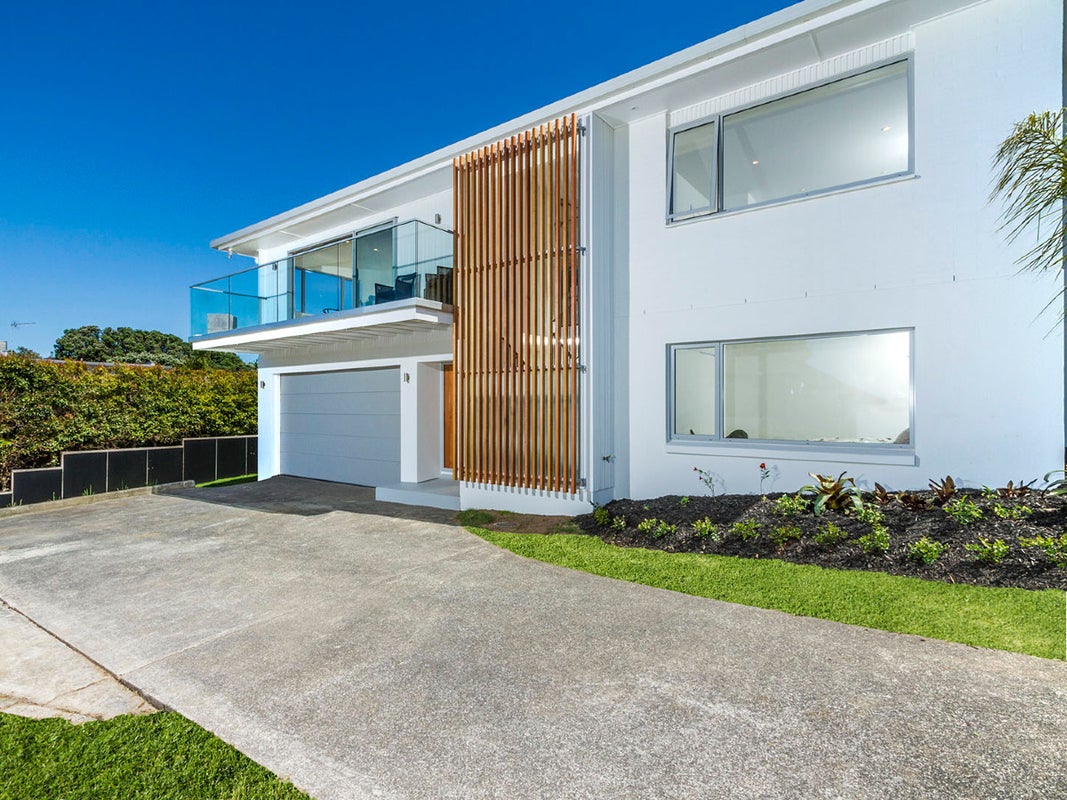 2/5 Brown Street, Hauraki, Auckland - Carousel 1