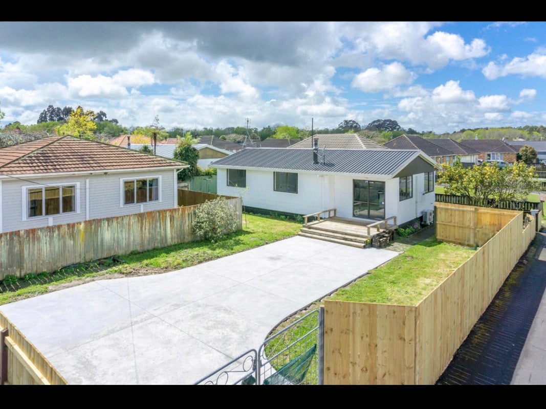 77A Bader Street, Bader, Hamilton - Carousel 1