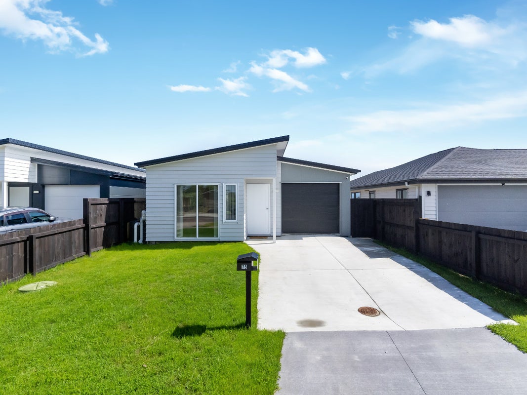 75 MCLARIN RD, Glenbrook, Glenbrook - Carousel 1