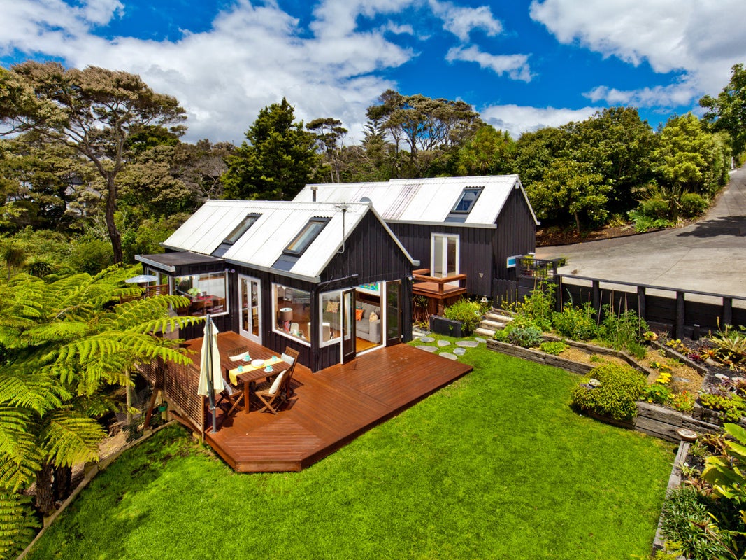 1/15A Beatrice Avenue, Hillcrest, Auckland - Carousel 1
