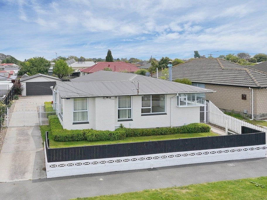 45 Rowses Road, Aranui, Christchurch - Carousel 1