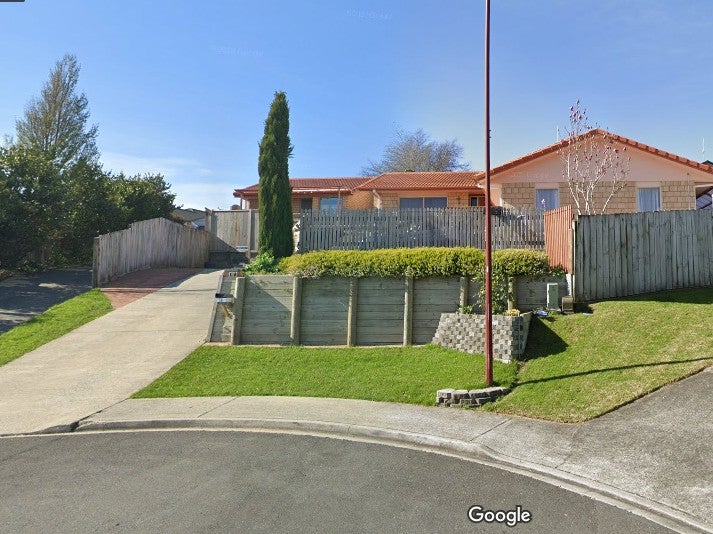 16 Maggie Place, Ohauiti, Tauranga - Carousel 1