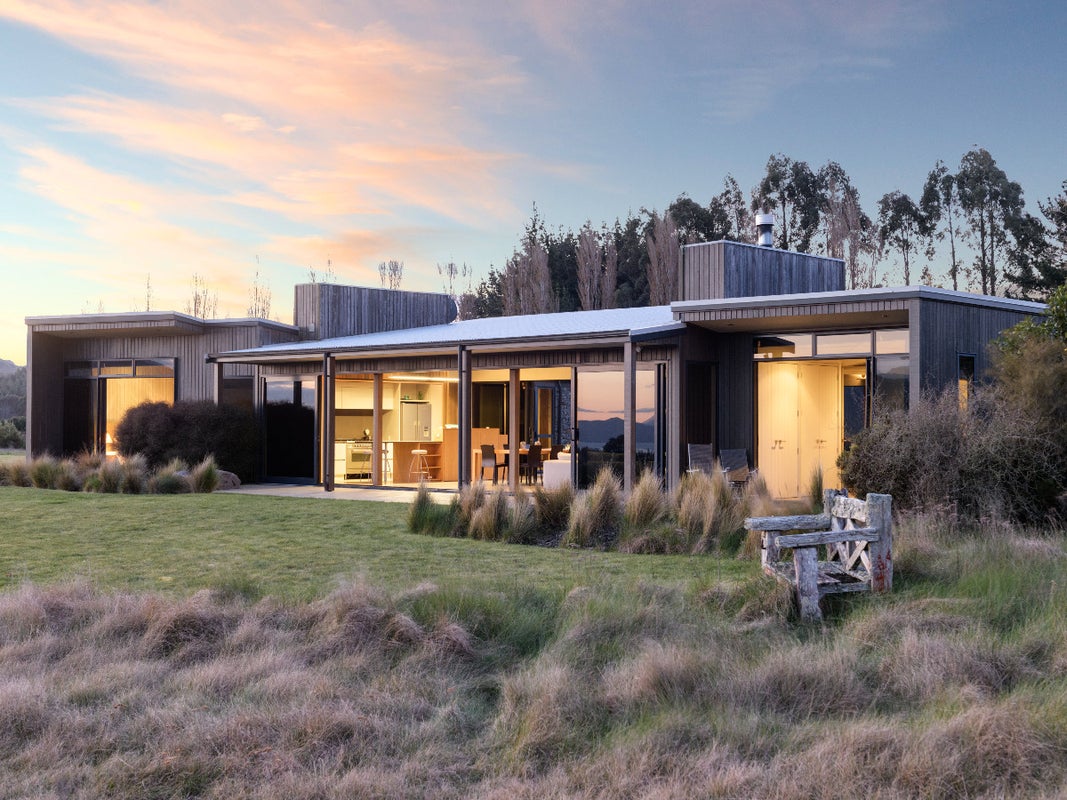 44 The Fairways, Kinloch, Taupo - Carousel 1