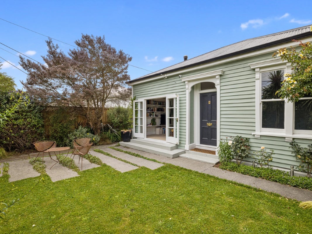 21 Chatham Street, Addington, Christchurch - Carousel 1