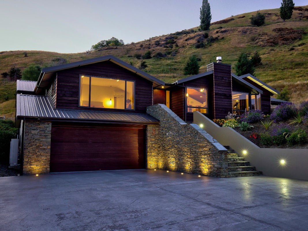 3 Coleshill Lane, Lower Shotover, Queenstown - Carousel 1