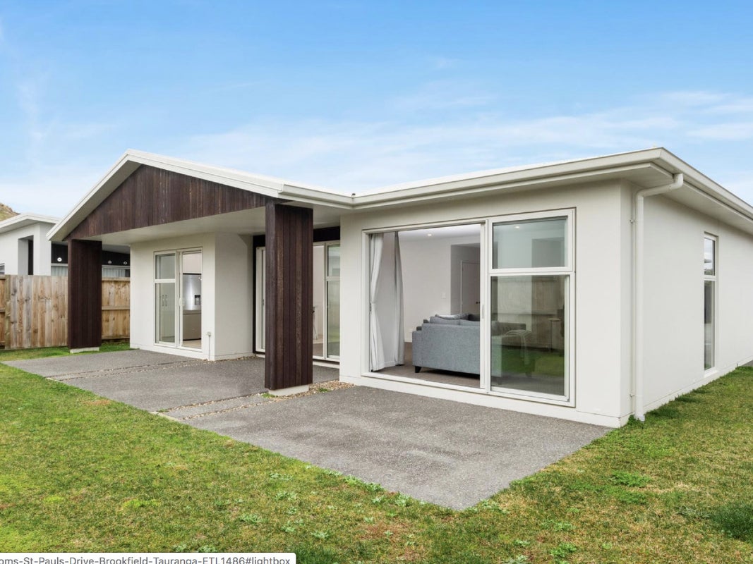 59 Saint Pauls Drive, Brookfield, Tauranga - Carousel 1