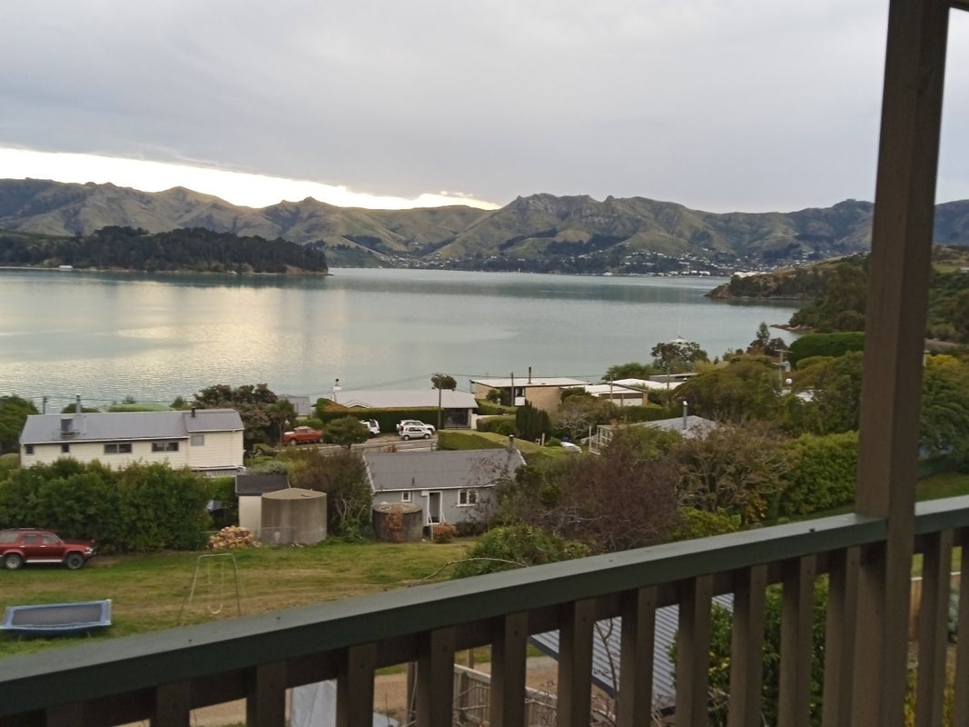 15 Andersons Road, Charteris Bay, Lyttelton - Carousel 1