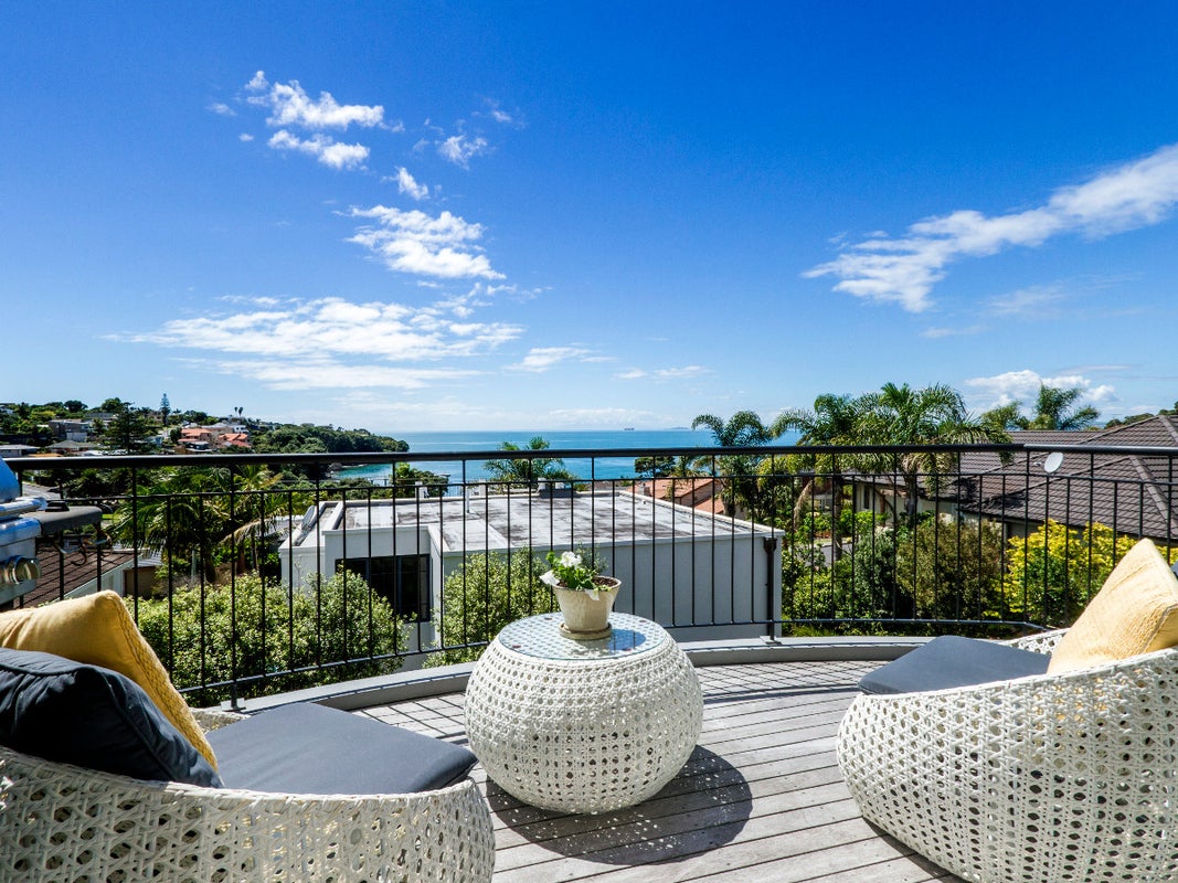 2/26 Bournemouth Terrace, Murrays Bay, Auckland - Carousel 1