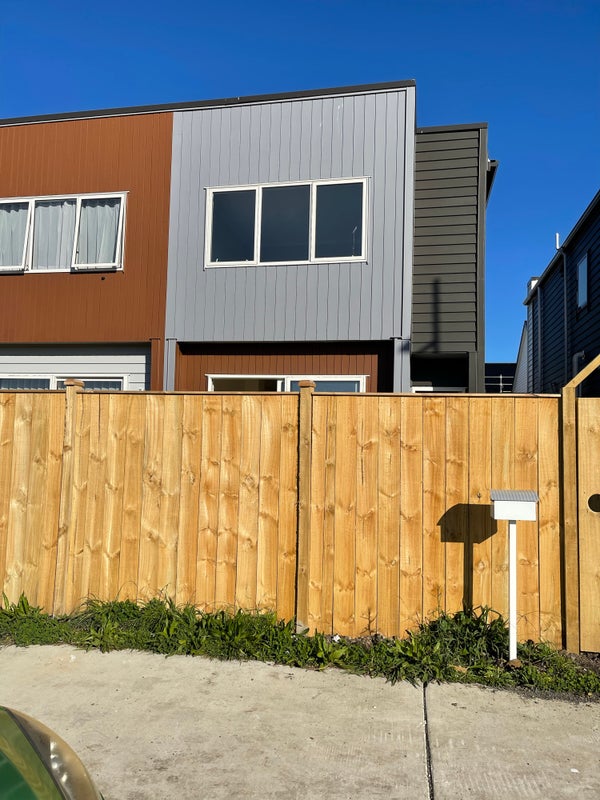 27 Kaha Road, Takanini, Auckland - Carousel 1